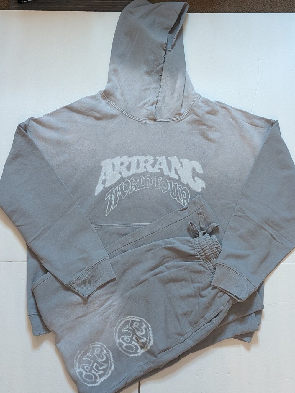 BTS Arirang Would Tour Hoodie And Sweatpants Set. New. XL. Gray.